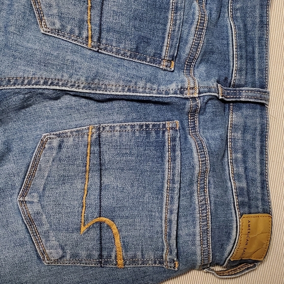 Jeans - Picture 3 of 4